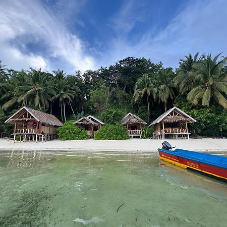 Amfriwen Homestay Yennanas Besir Экстерьер фото