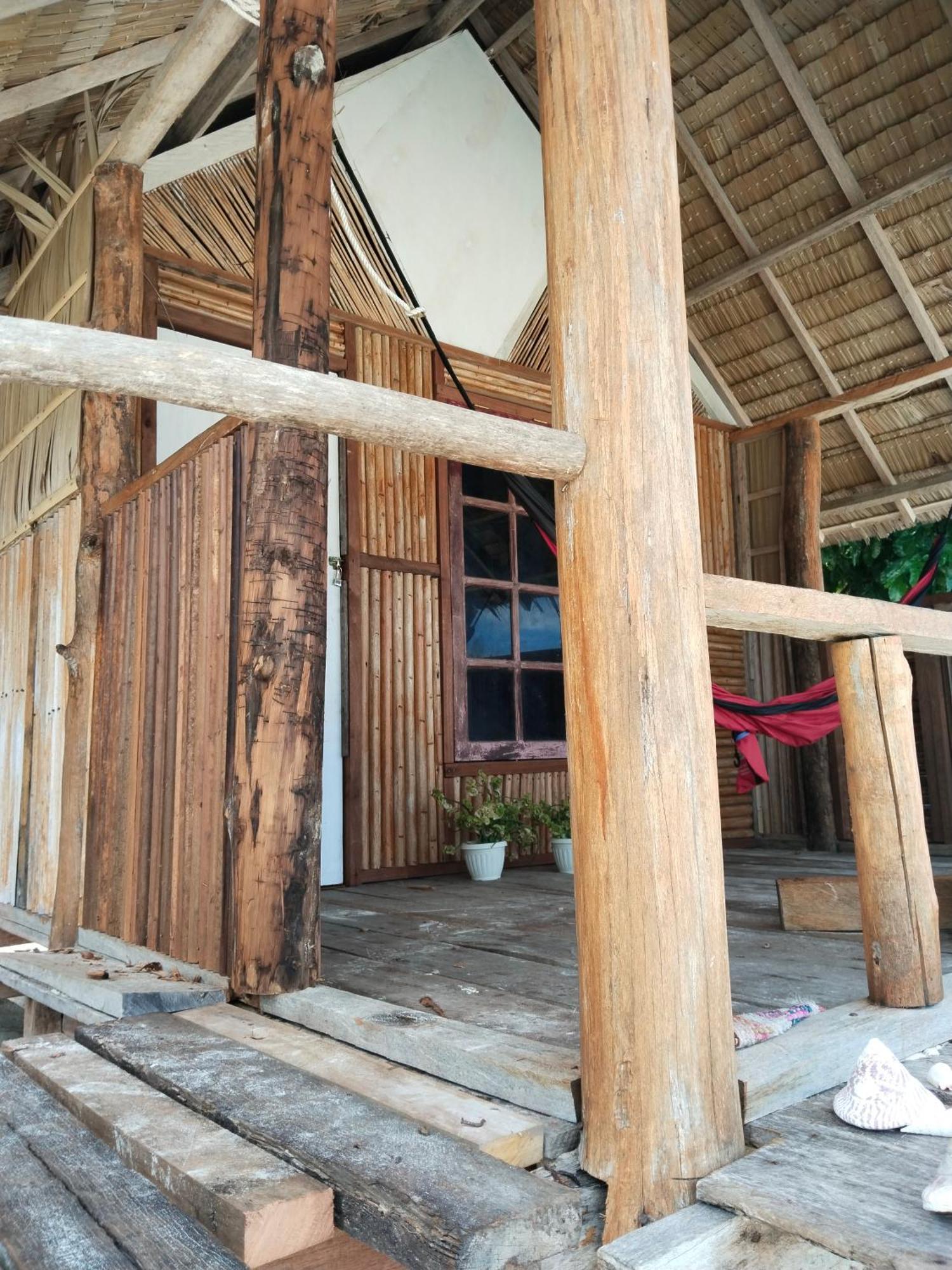 Amfriwen Homestay Yennanas Besir Экстерьер фото